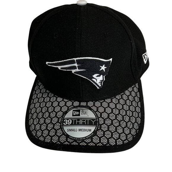 New Era Other - NWT New Era 39Thirty NFL Patriots Sideline Cap Black S/M